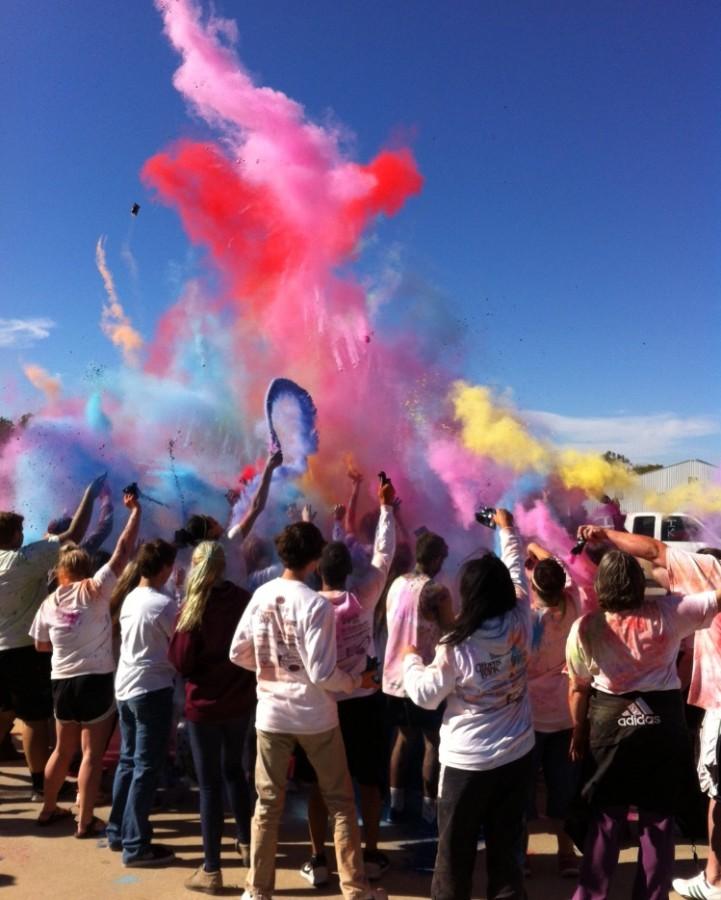 Color+Run+Funds+Prom