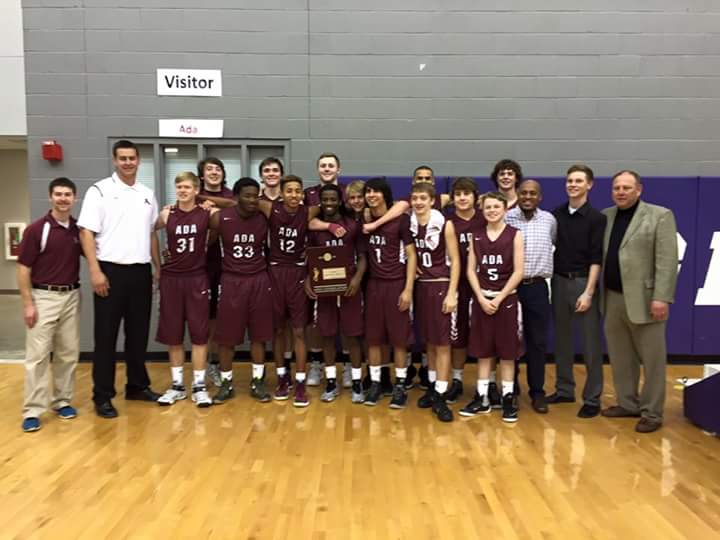 The+Cougar+Basketball+team+after+their+victory+over+Star+Spencer.++The+win+advanced+Ada+to+the+4A+State+Basketball+Tournament.